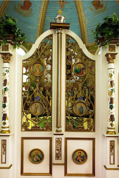 Royal Doors by Peter Lipinski (1928) - Chipman
